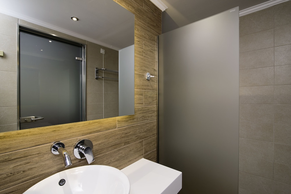Kallisti Apartment Hotel 35/38