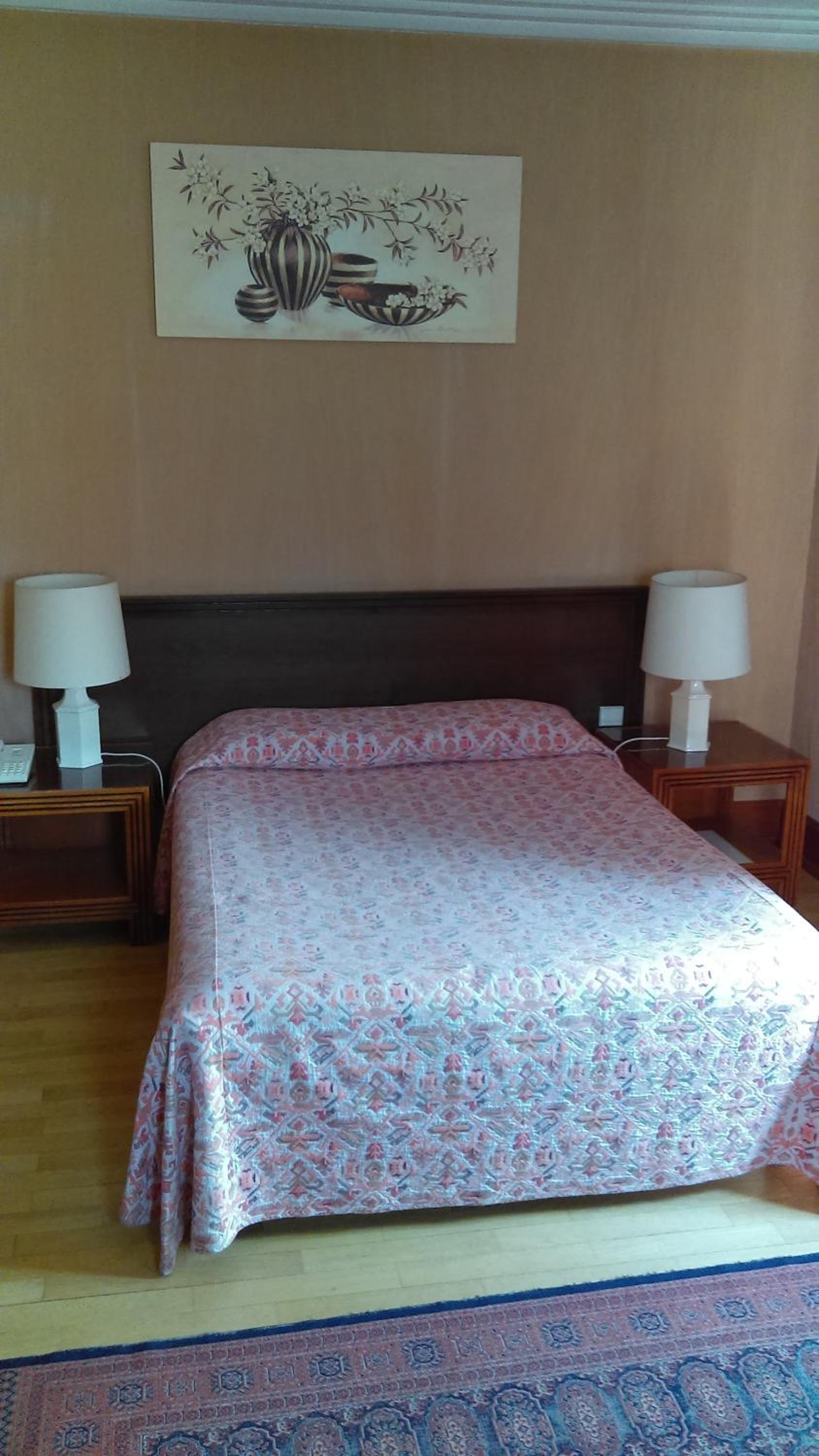 غرفة كومفورت بسرير مزدوج