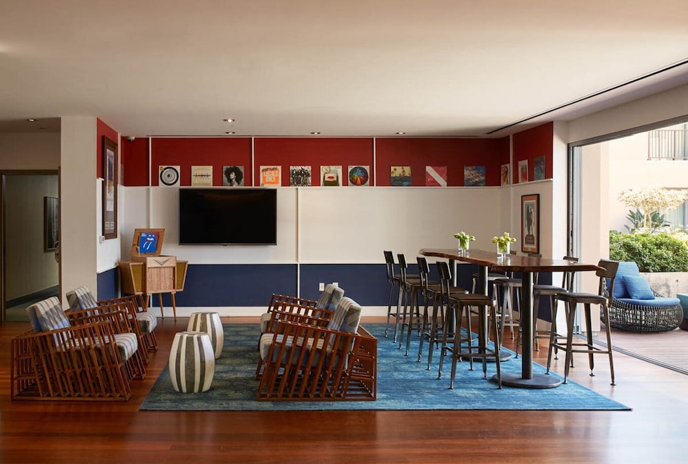 Kimpton Shorebreak Huntington Beach Resort 56/81
