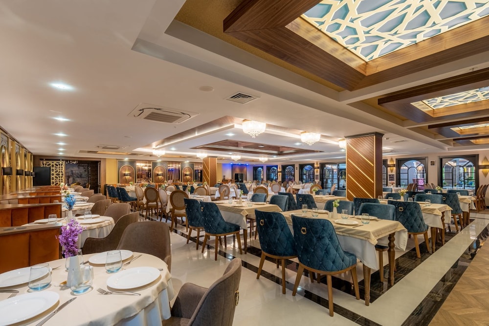 Elysium Green Suites 54/60