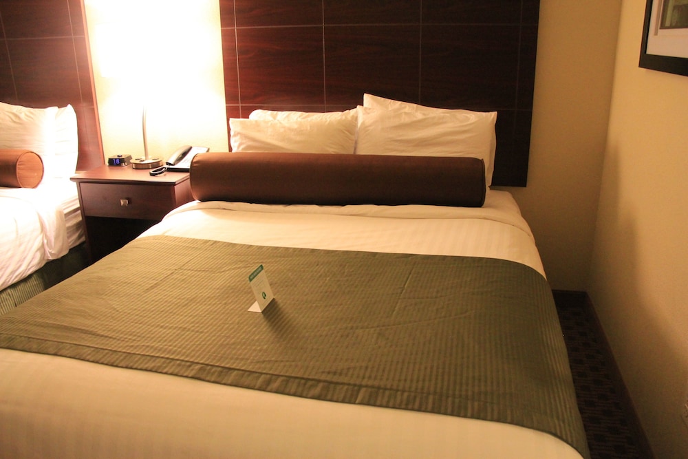 Quality Inn Quinter I-70 10/50
