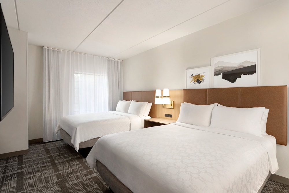 Studio, Suite, 2 Queen Beds, Kitchen, Accessible