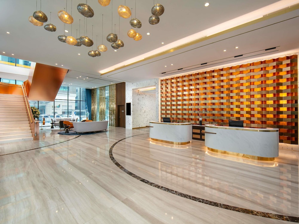 Movenpick Living West Hanoi 8/112