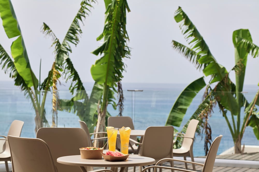 Atlantica Sungarden Beach Hotel 60/75