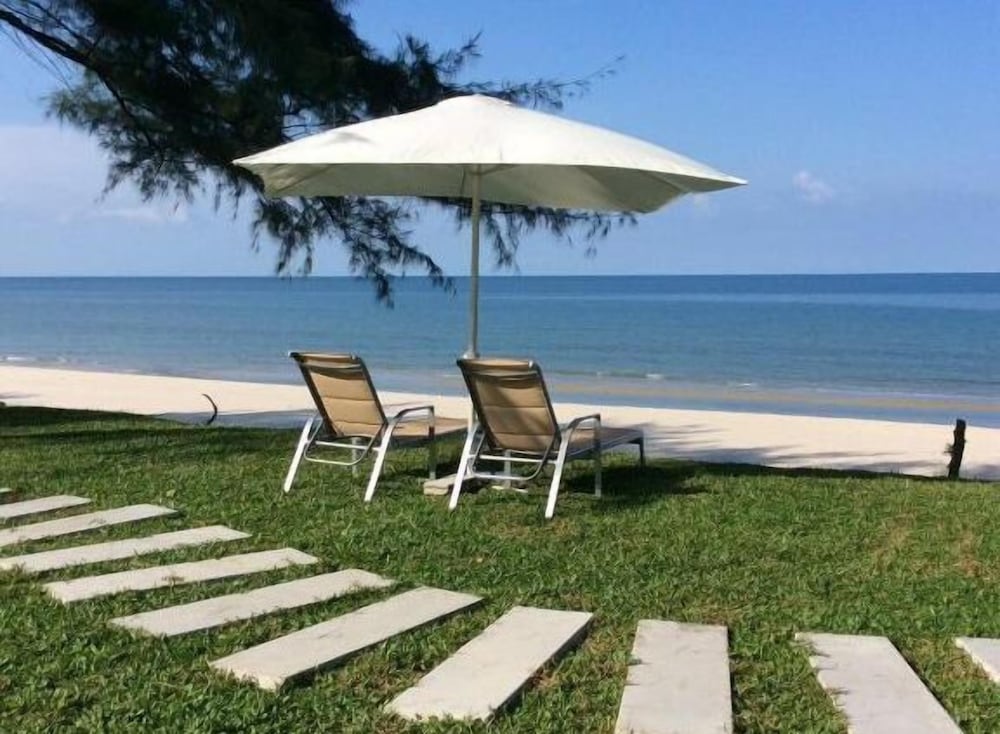 Greenseaviewresort Bangsaphan 40/50