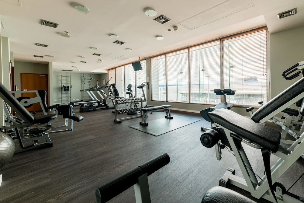 Courtyard By Marriott Warsaw Airport 22/62