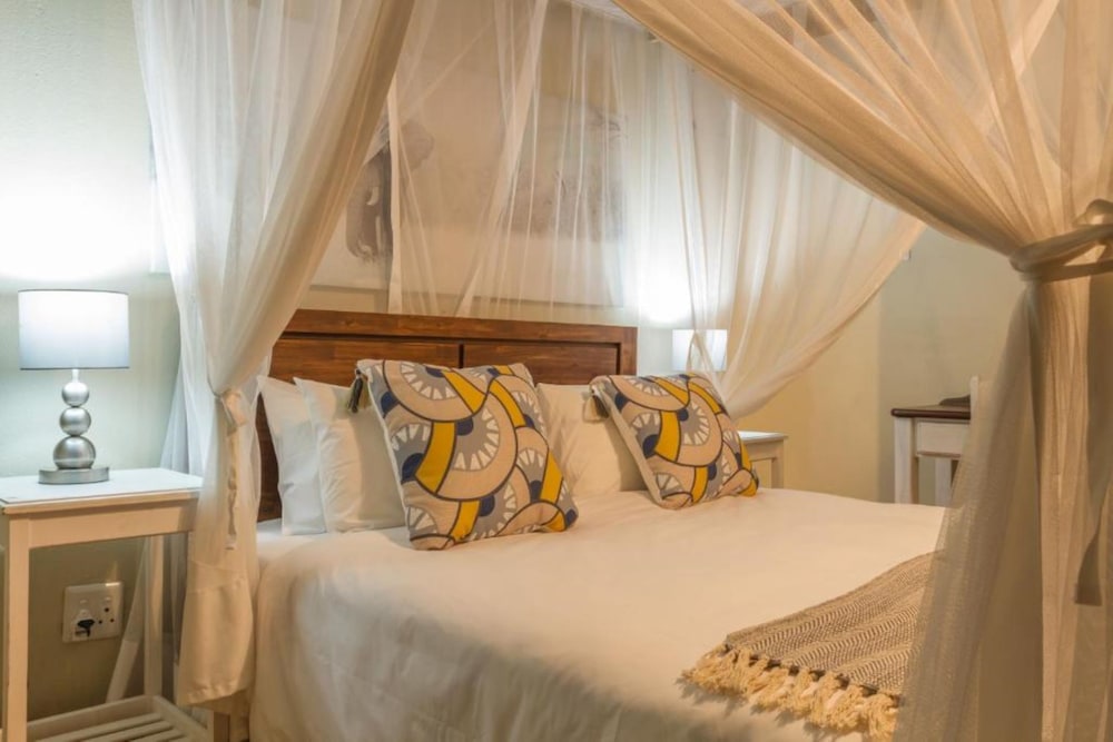 Panzi Lodge 13/50