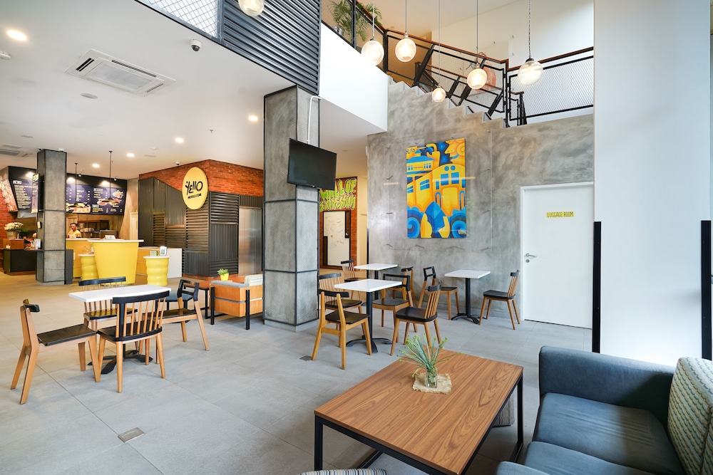 Yello Hotel Manggarai 18/32