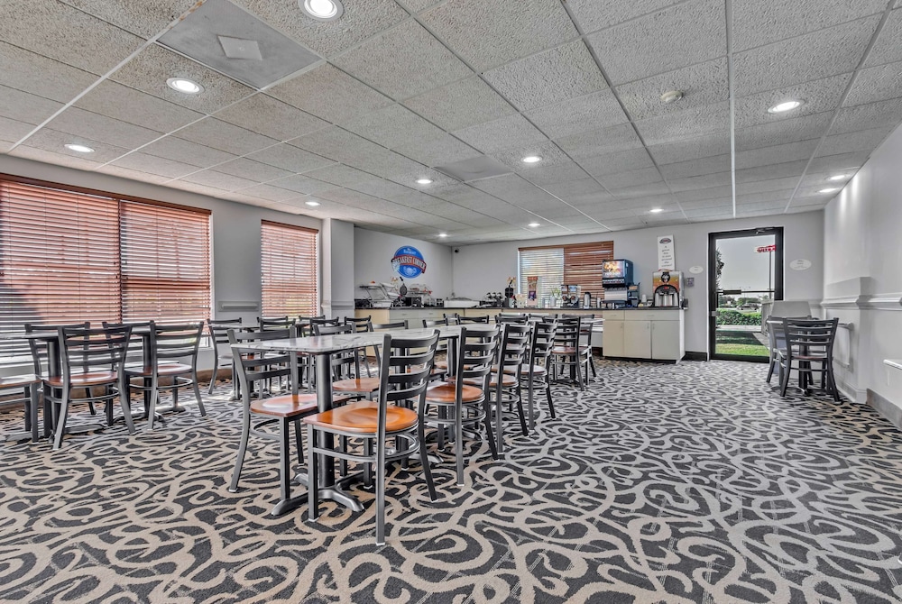 Baymont By Wyndham North Myrtle Beach 27/41