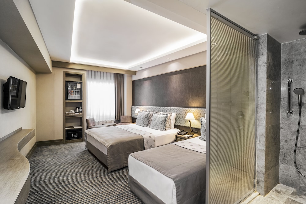 AHC Grand Bazaar Hotel 17/64