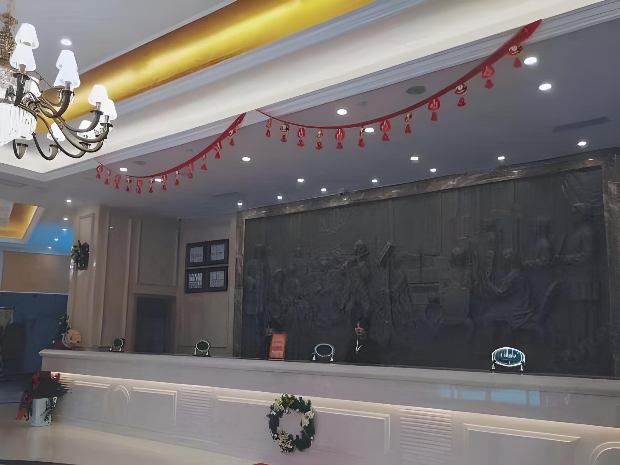 Vienna Hotel (Wuhan Zhuyeshan Subway Station) 10/29