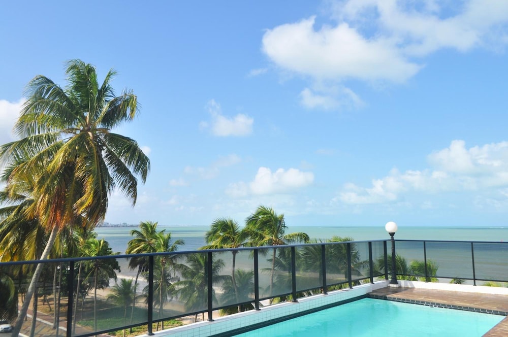Nobile Inn Cabo Branco 34/38