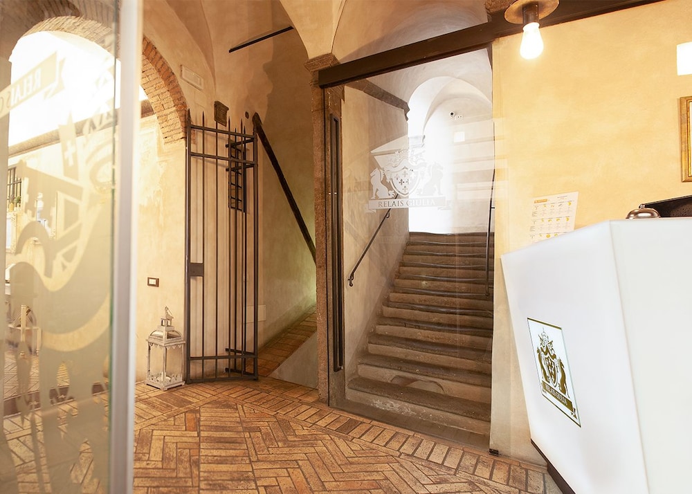 Relais Giulia 54/85