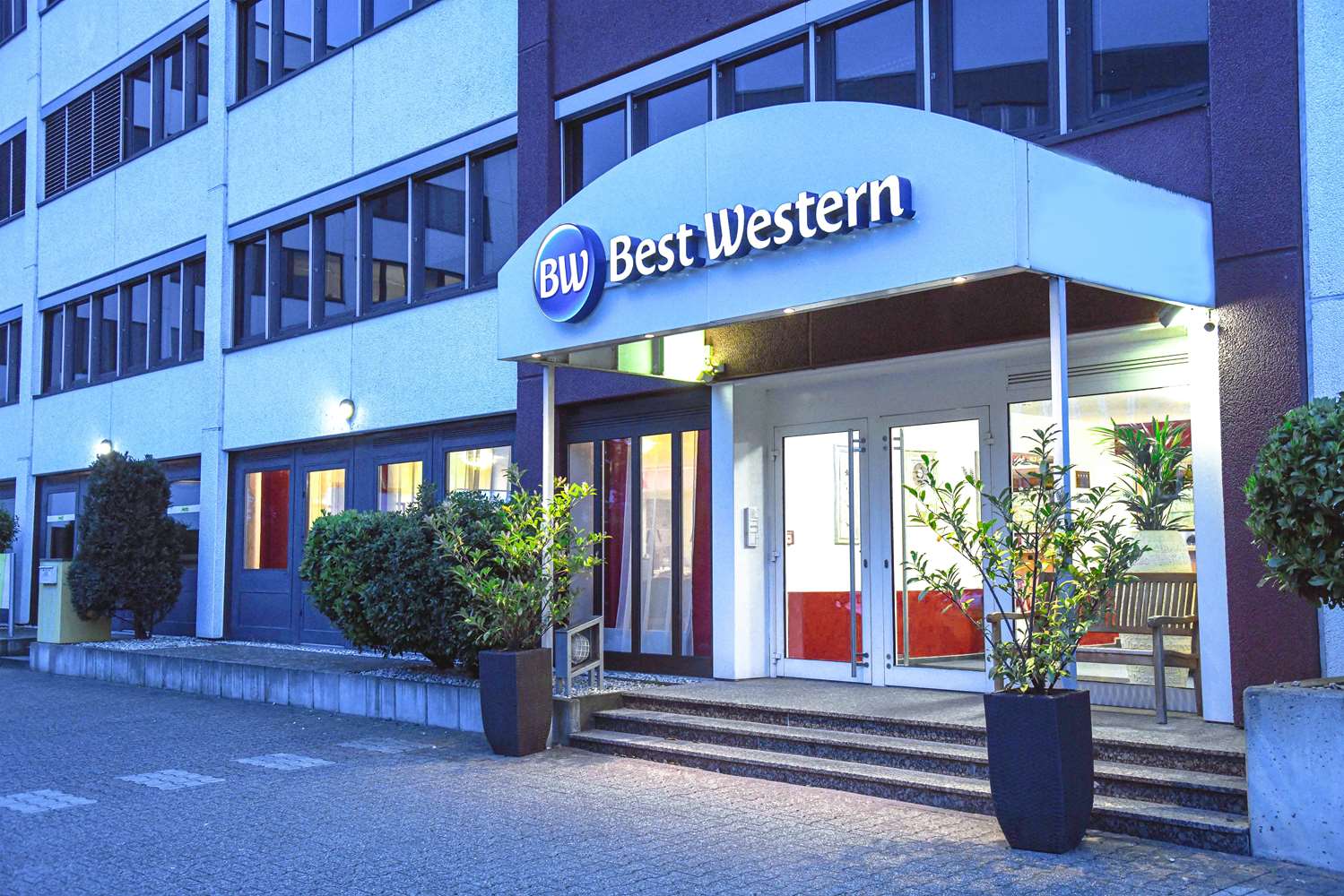 Best Western Comfort Business Hotel 7/60