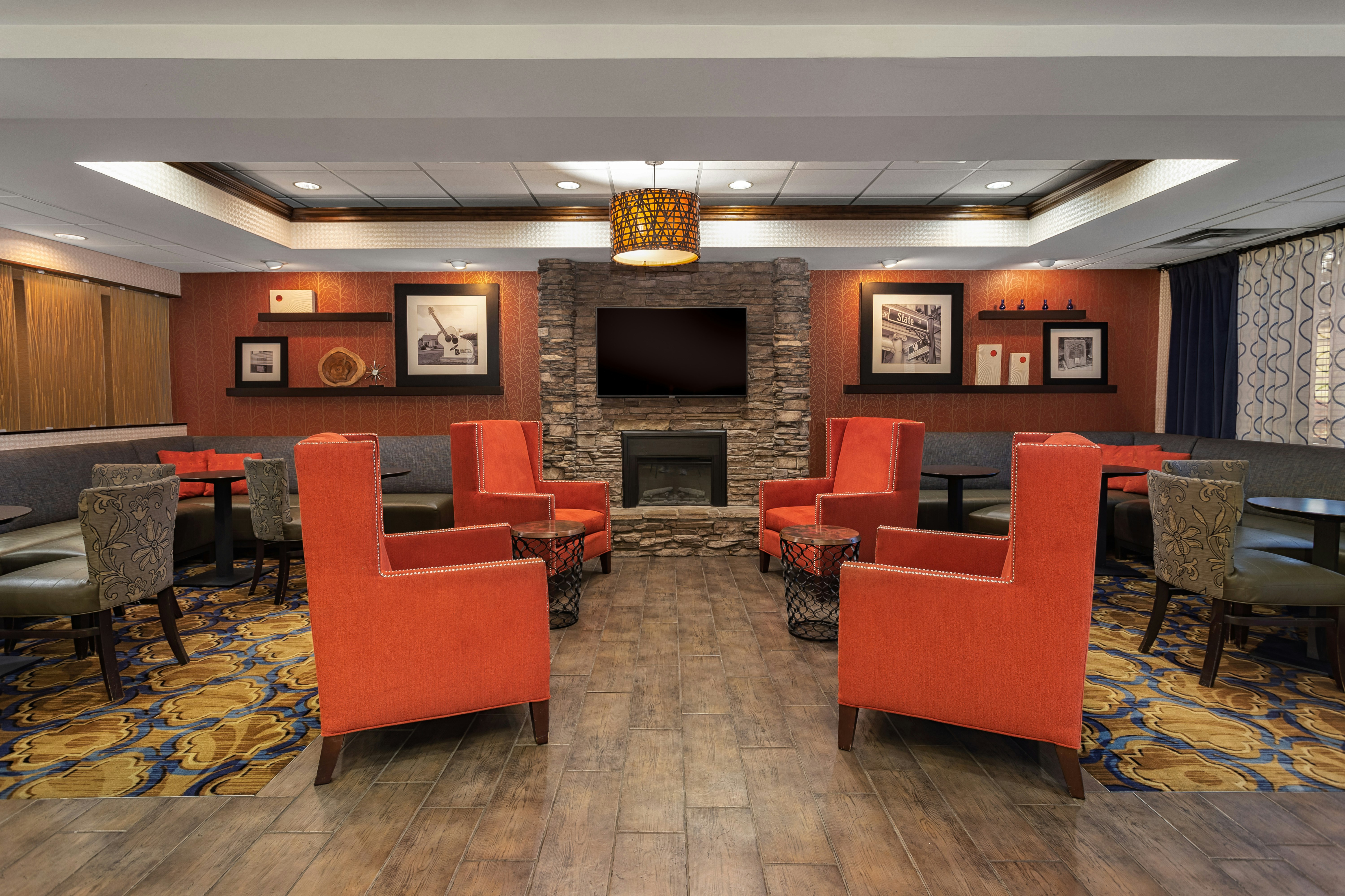 Hampton Inn Bristol 23/28