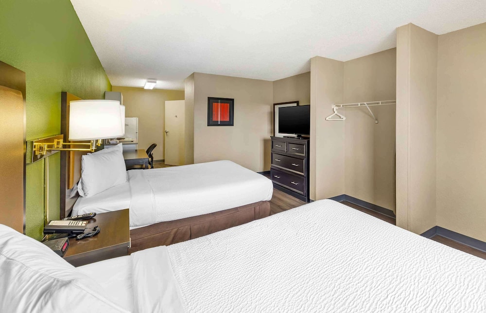 Studio 6 Suites Sacramento Northgate CA 21/44