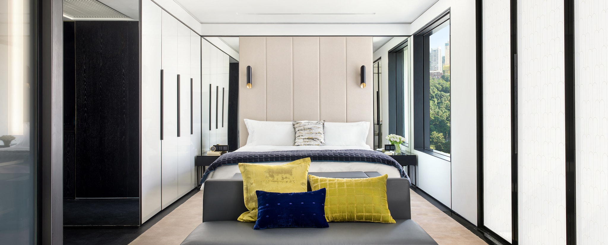 N1, Deluxe, King Bed