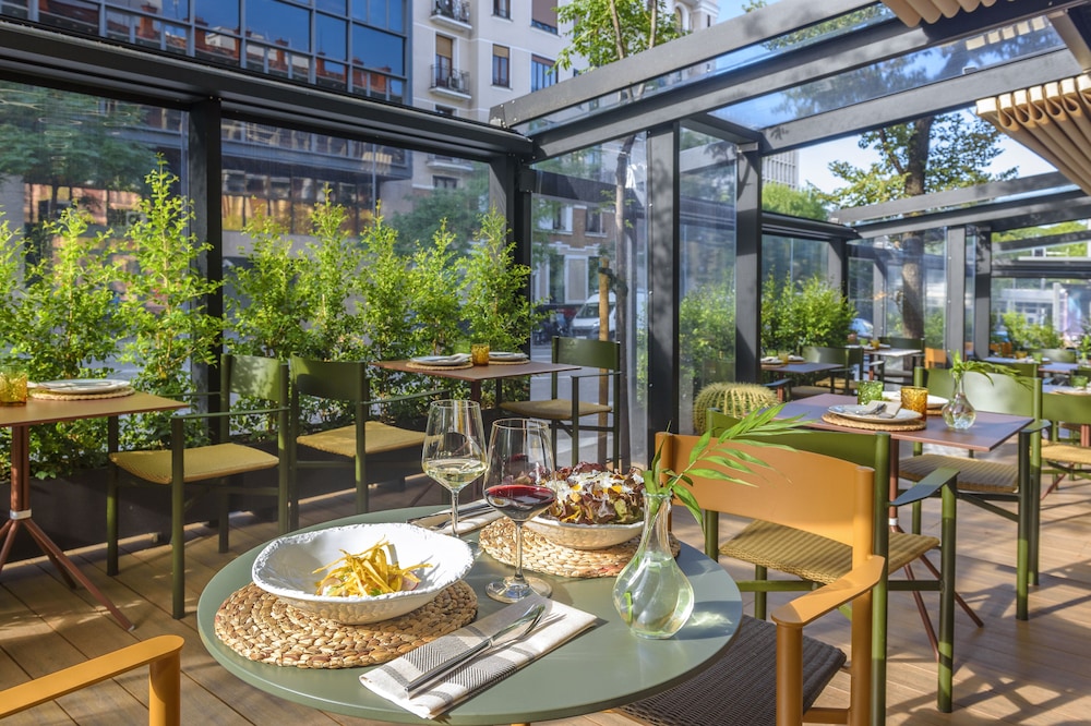 Melia Madrid Serrano 54/71