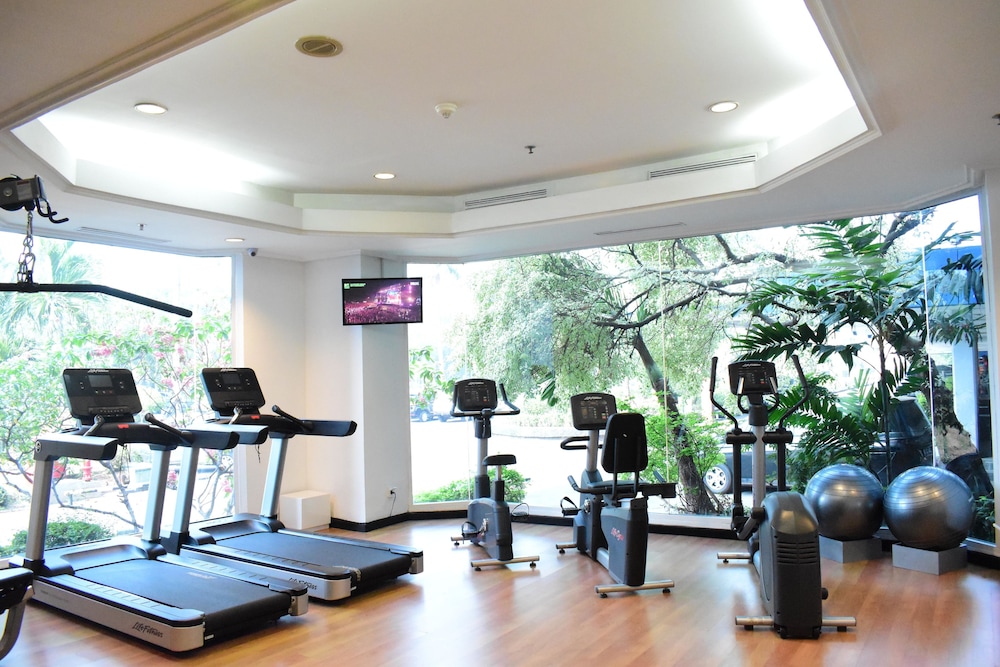 Mercure Convention Center Ancol 35/63