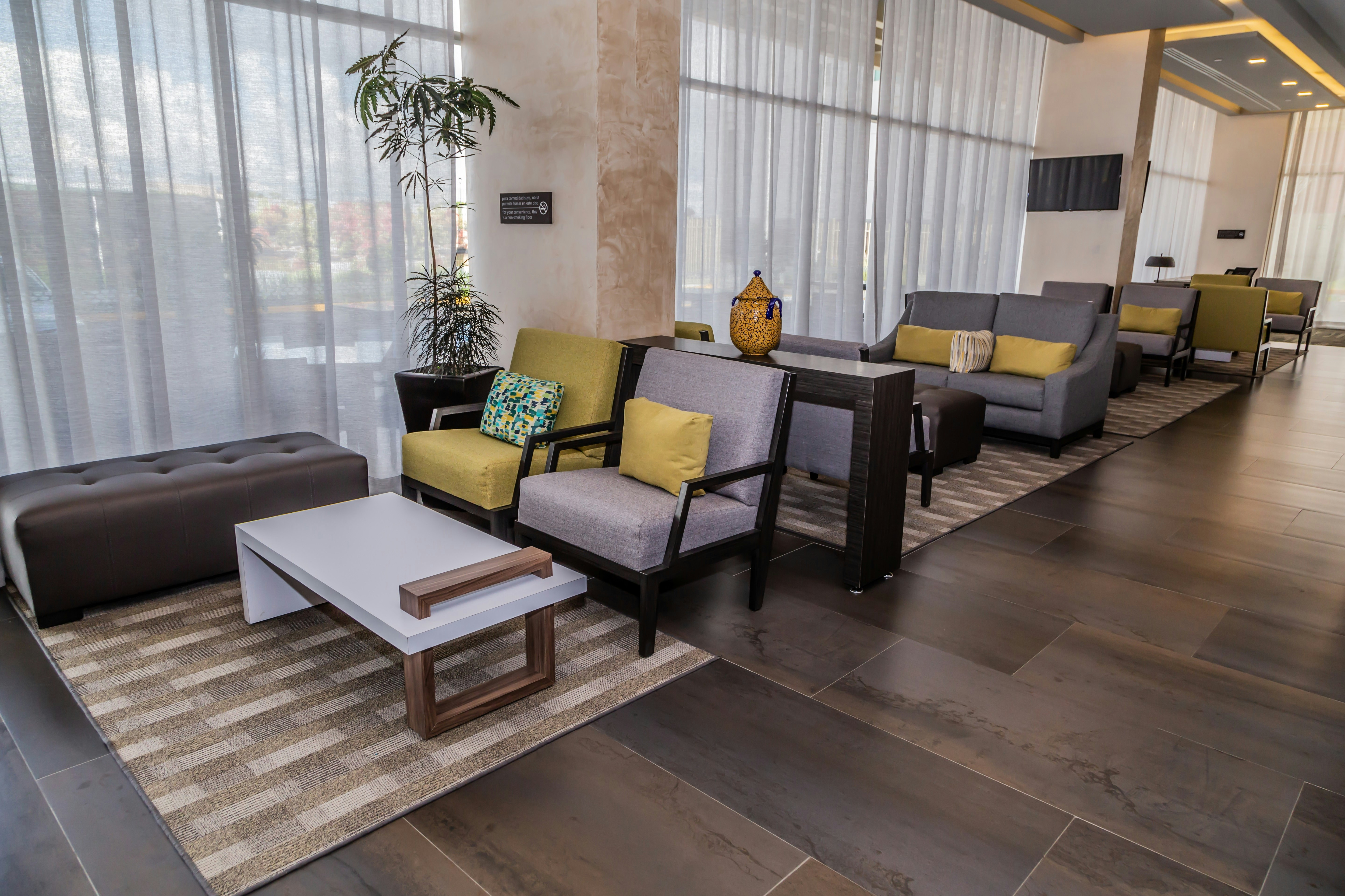 Hampton Inn Suites By Hilton Puebla 33/56