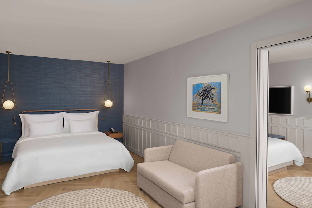 Grand, Family, 2 Double and Twin Beds, Sea View