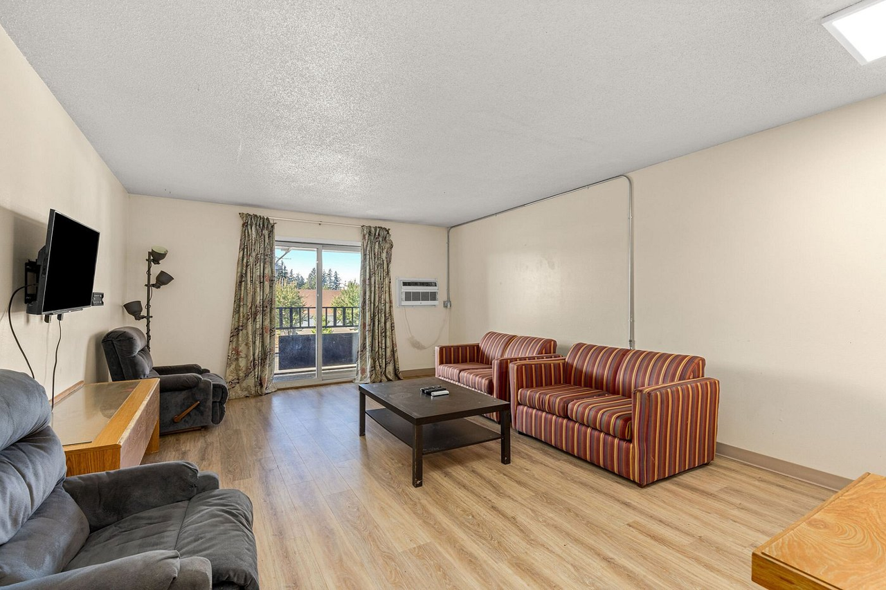 Stonebridge Inn & Suites Gresham, OR - Portland 12/18