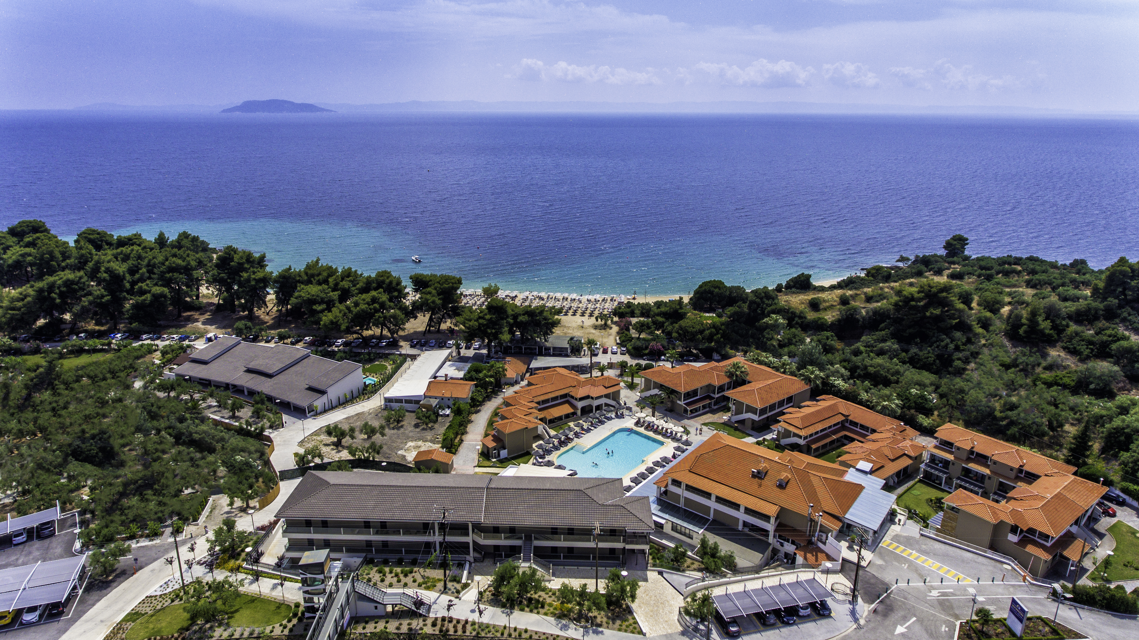 Lagomandra Beach Hotel and Suites 6/71