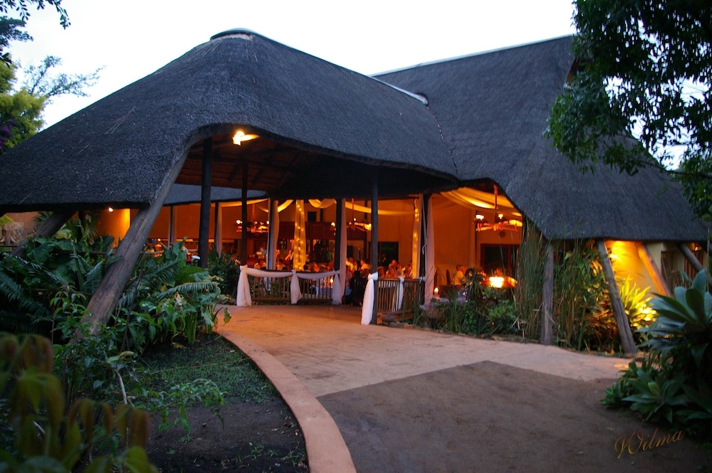 Inkwenkwezi Private Game Reserve 2/50