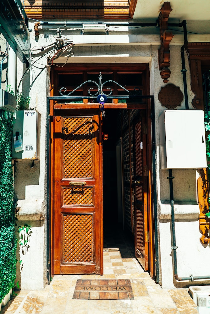 Astra Boutique Hotel 9/50