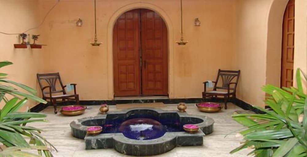 TULI TIGER RESORT 9/26