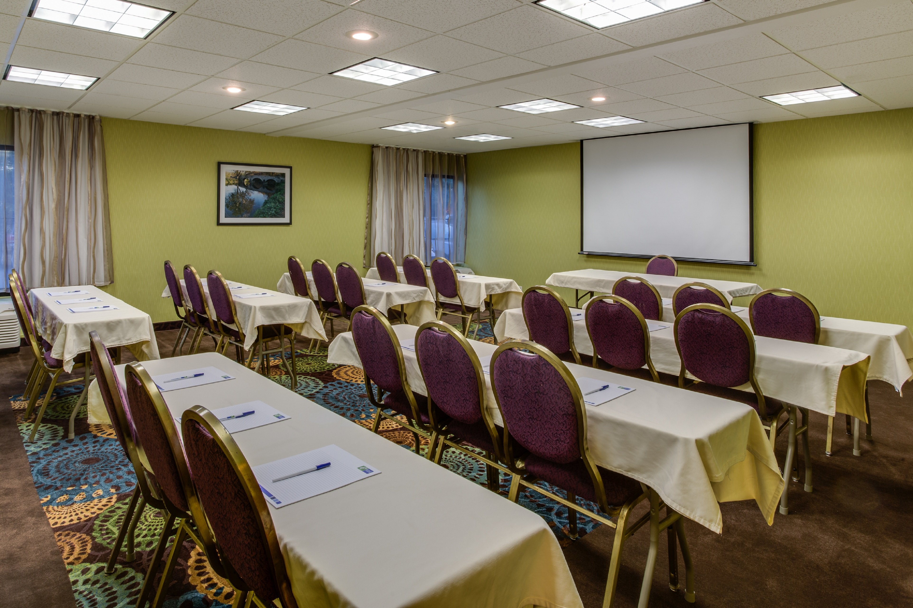 Holiday Inn Express Hunt Valley 37/45