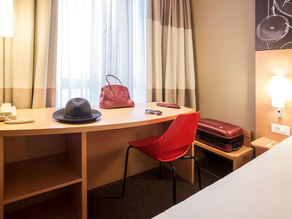 Ibis Yerevan Center 51/67