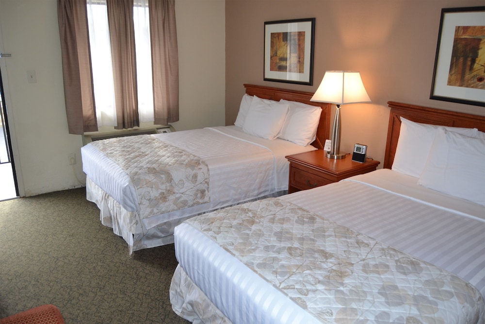 Cascades Inn 18/70
