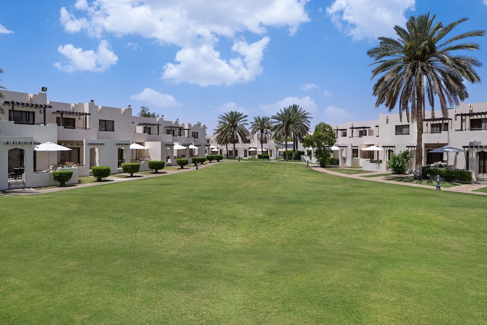 Radisson Blu Hotel & Resort Al Ain 61/66