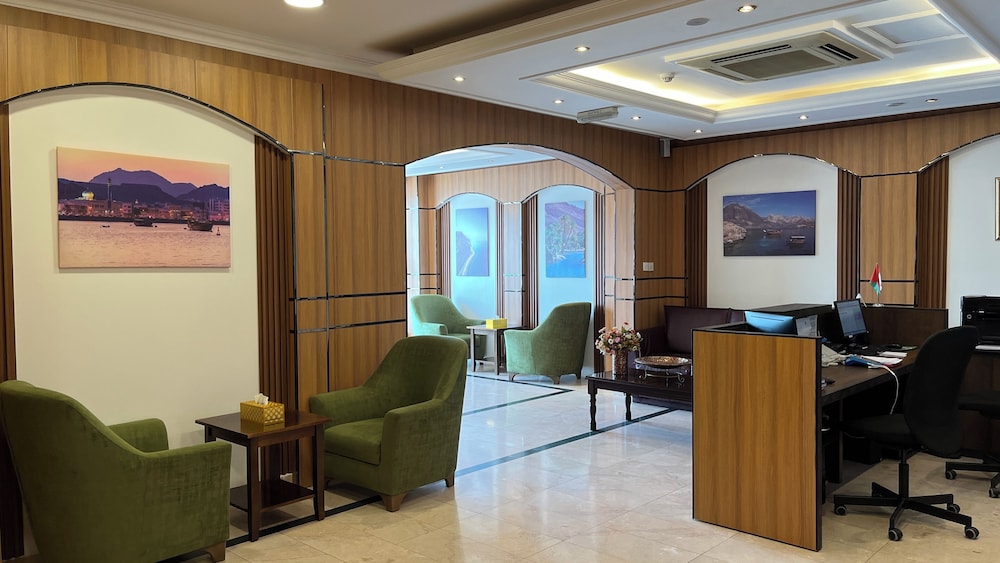 Al Murooj Hotel Apartments 19/21