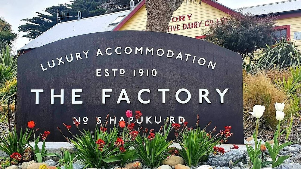 THE FACTORY 4/61