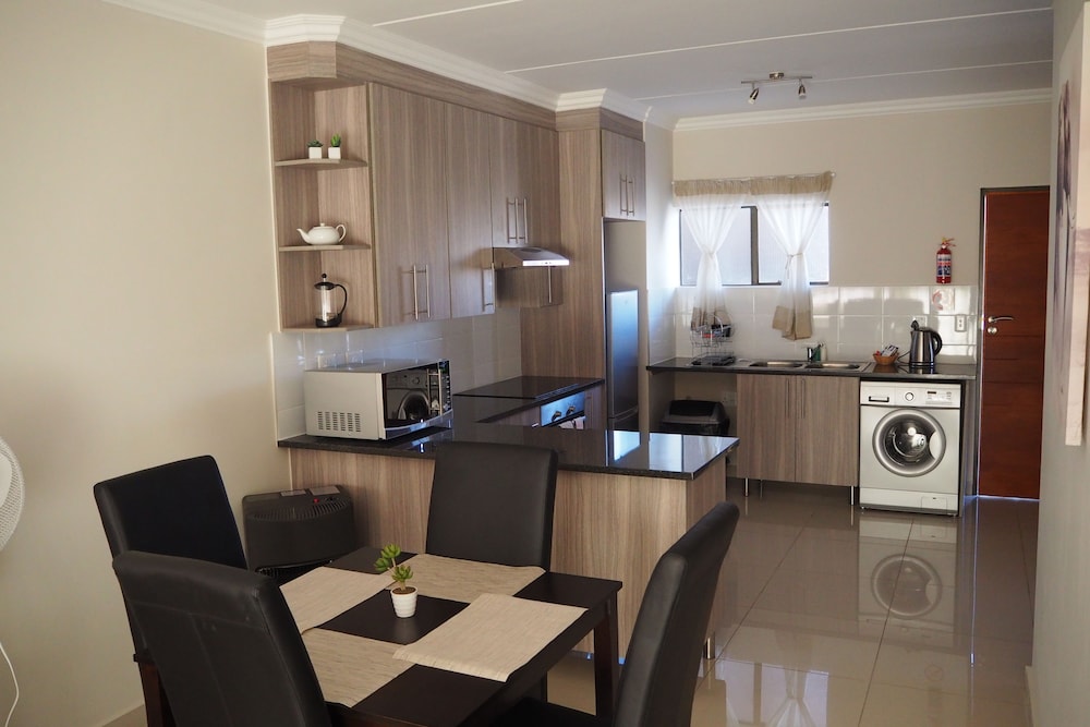 African Eagle Apartments 36/50