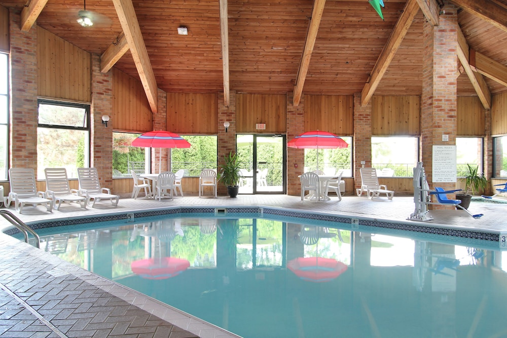 Baymont By Wyndham Muskegon 5/49