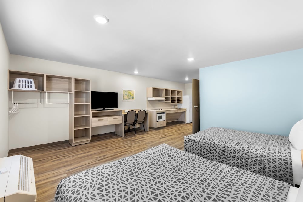 WoodSpring Suites Bluffdale Salt Lake City 22/36