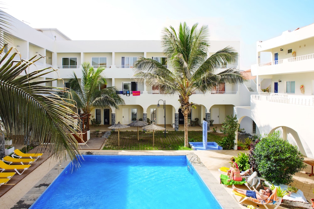 Ouril Hotel Pontao 37/39