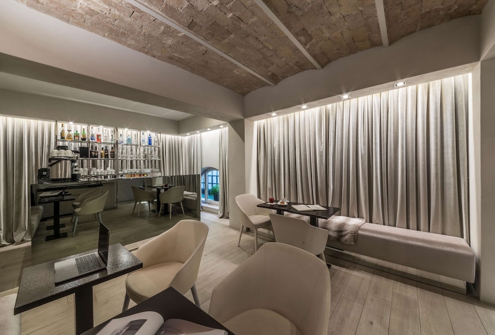 Terrace Pantheon Relais 41/71