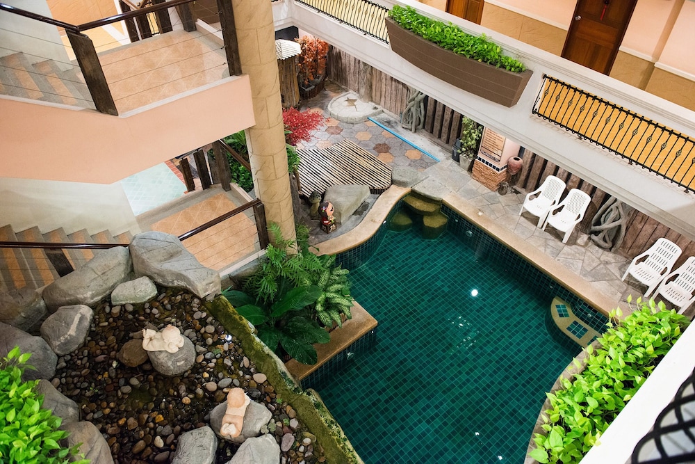 Sa-Bai-Dee Condo 37/39
