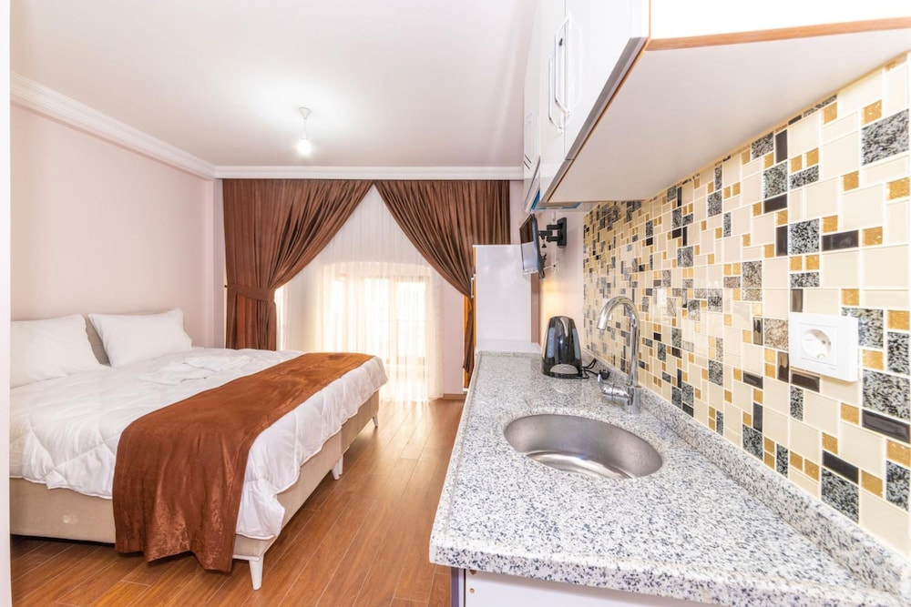 Tavra Hotel 23/34