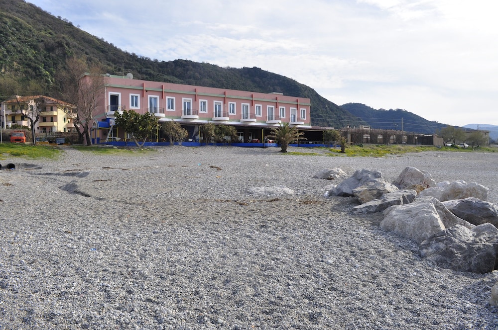 Hotel La Scogliera 1/22