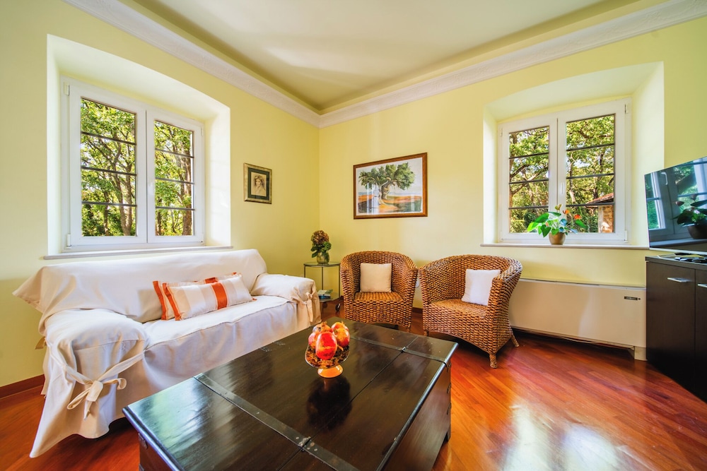 Villa Tereza 19/61