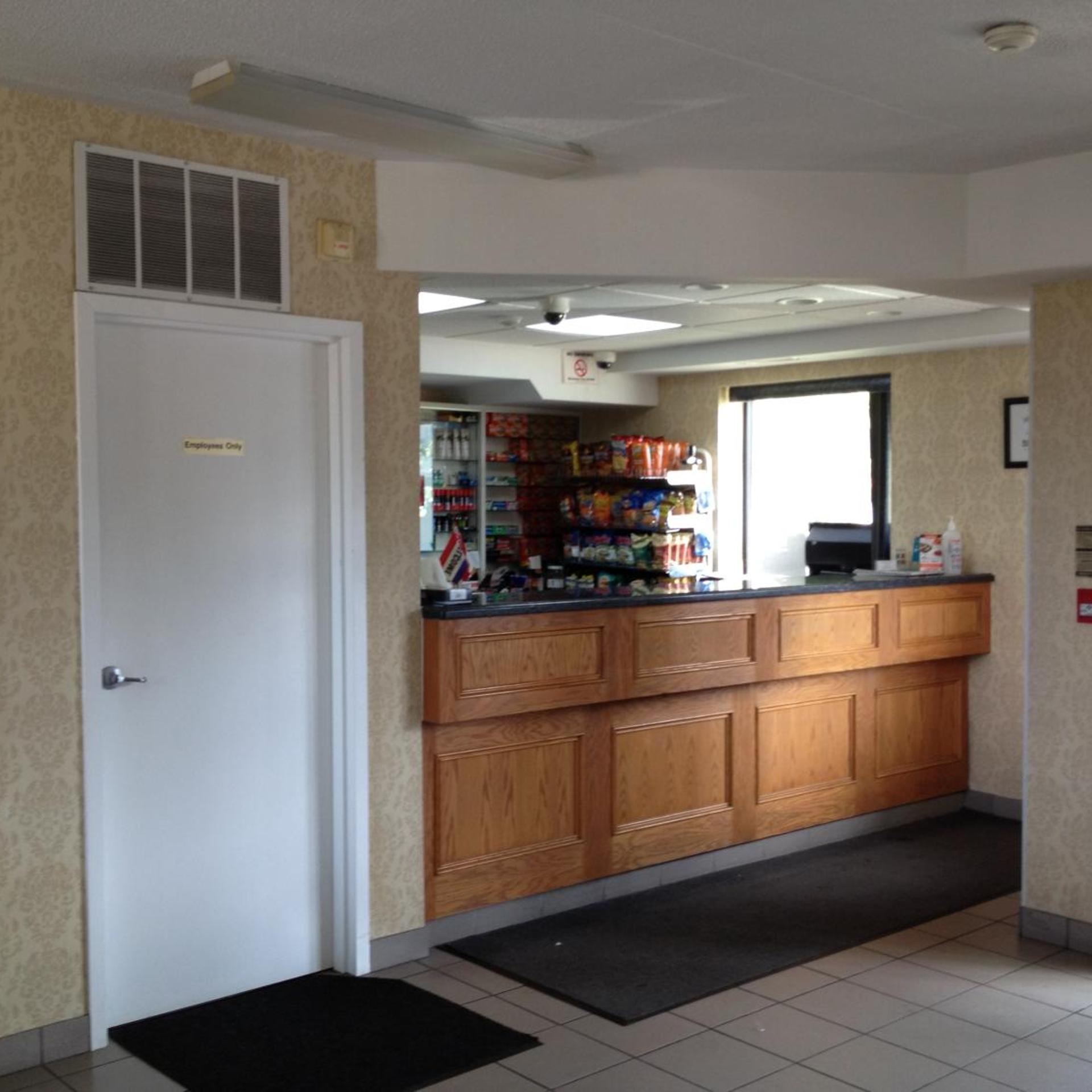 Mississauga Gate Inn 6/36