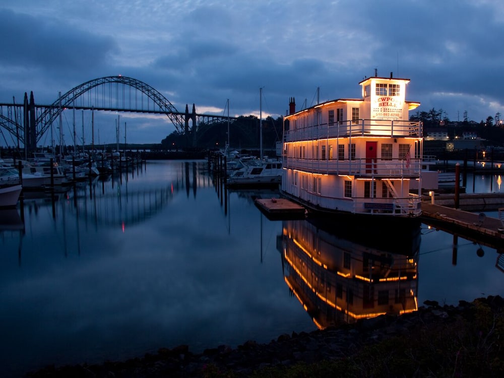 The Newport Belle 1/50