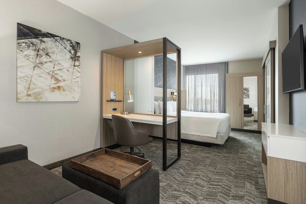 SpringHill Suites Fargo 24/42