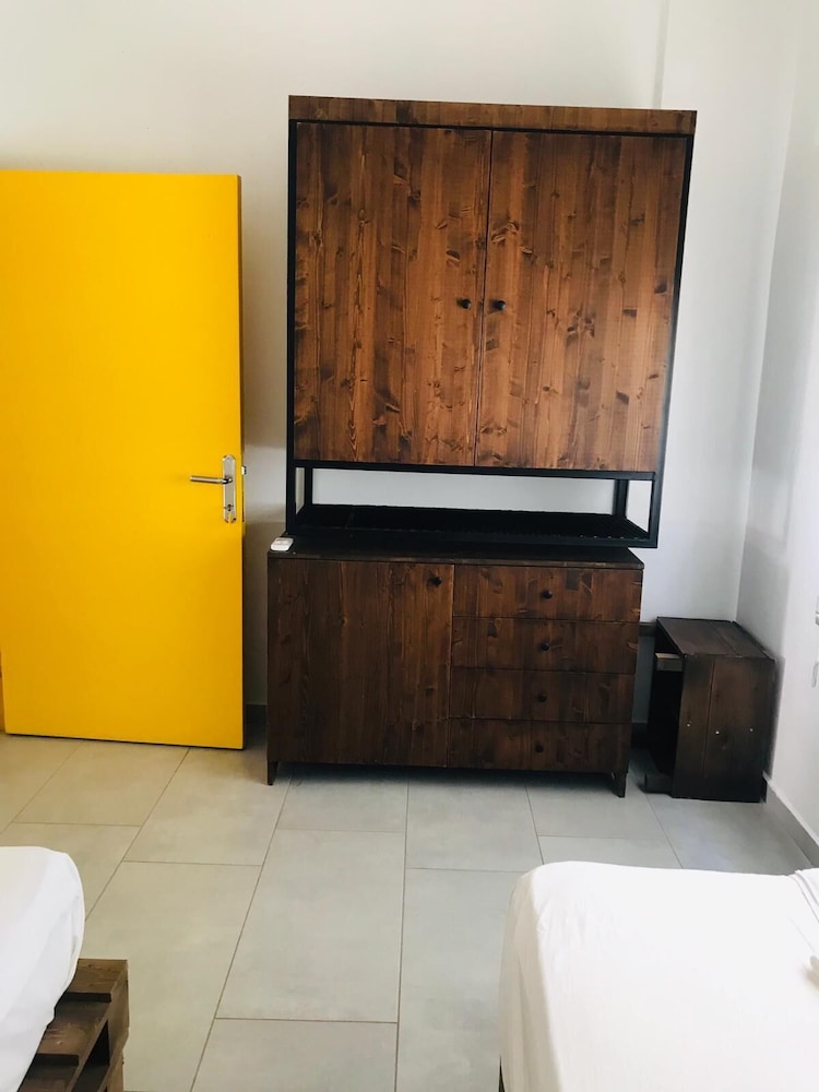 Limon Inn Hotel 60/60