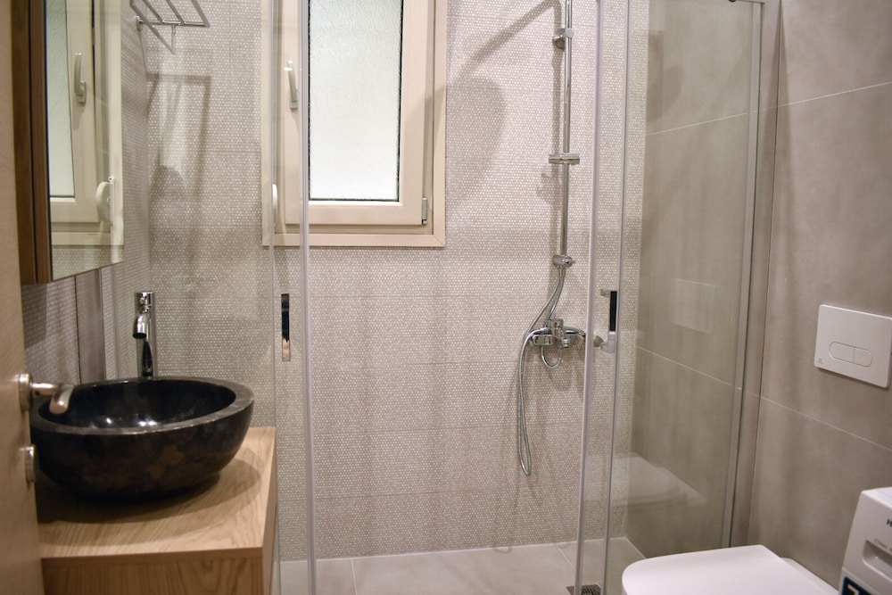 Gallery Suites Parga 42/46